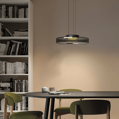 Glazen hanglampen in Bauhaus stijl