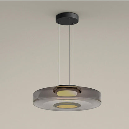 Glazen hanglampen in Bauhaus stijl