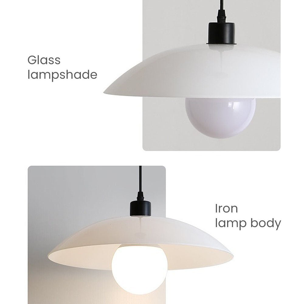 Minimalistische hanglamp van wit gelaagd glas