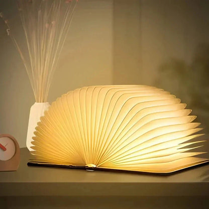 Betoverde boekenlamp