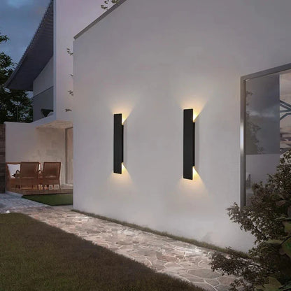 Triglow - Waterproof LED outdoor wall lamp