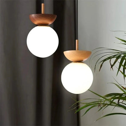 Scandinavische hanglamp van halfhout