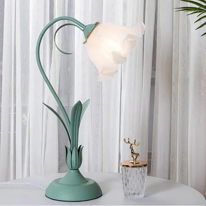 Vintage adjustable flower table lamp