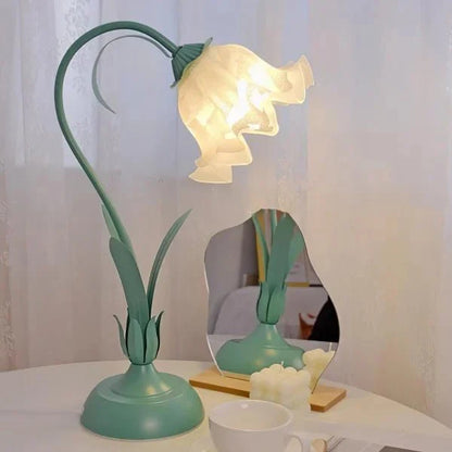 Vintage adjustable flower table lamp